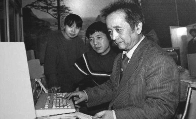 graphic file with name 466579_1_En_1_Figa_HTML.jpg