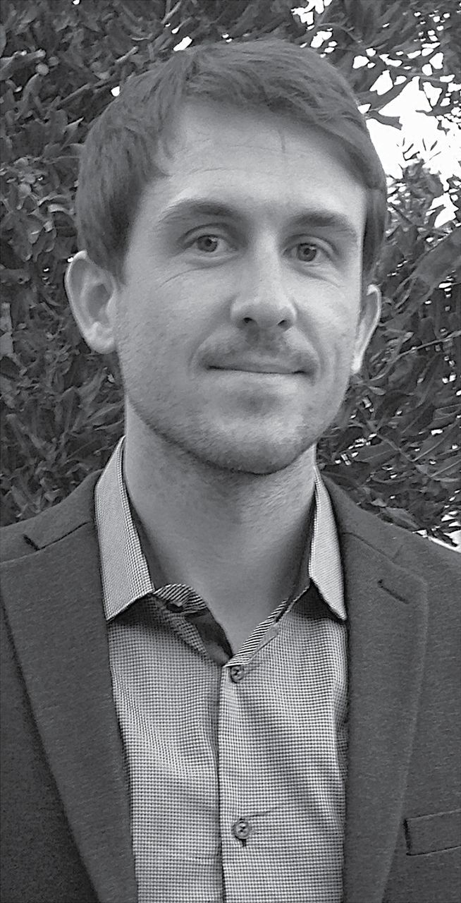 graphic file with name nictob_ntu274_f0002.jpg