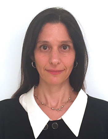 Dr Heller is an associate professor in the breast imaging section of the Department of Radiology at the New York University Grossman School of Medicine. Her research interests include improving screening outcomes and screening use. She is a fellow of the Society of Breast Imaging.