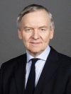 graphic file with name APA-111-259-g002.gif