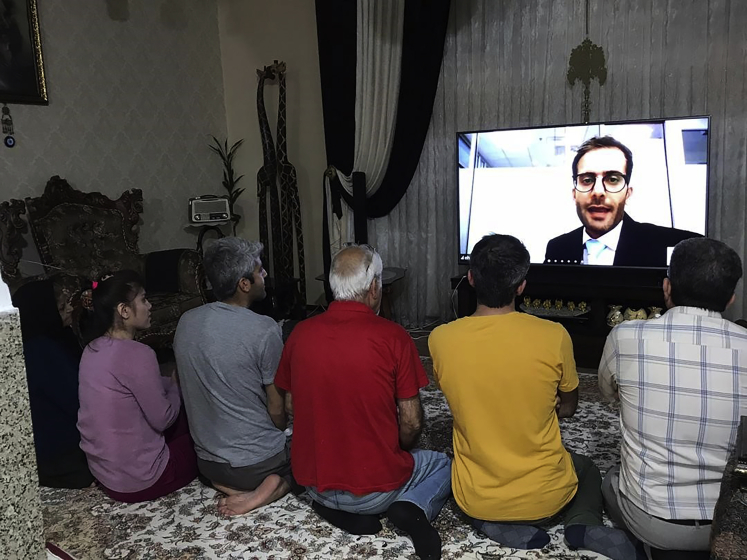 graphic file with name gr2.jpg