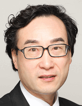 graphic file with name ADHM-13-2301837-g001.gif