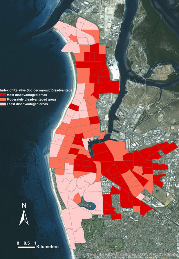 This map represents a spatial pattern of an index of relative socioeconomic disadvantage (IRSD) in the study area, by level 1 statistical areas (SA1s). A low IRSD equates with greater socioeconomic disadvantage. The map indicates that people at lower socioeconomic status live in the eastern part of the study area and that people at higher socioeconomic status live in the western beach areas of the study area. Figure generated by using ArcGIS software version 10.1.